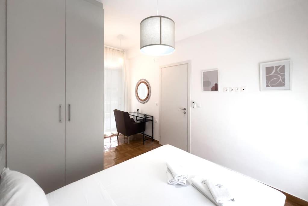 Spacious Penthouse Near Downtown Athén Kültér fotó