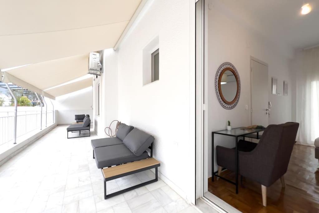 Spacious Penthouse Near Downtown Athén Kültér fotó