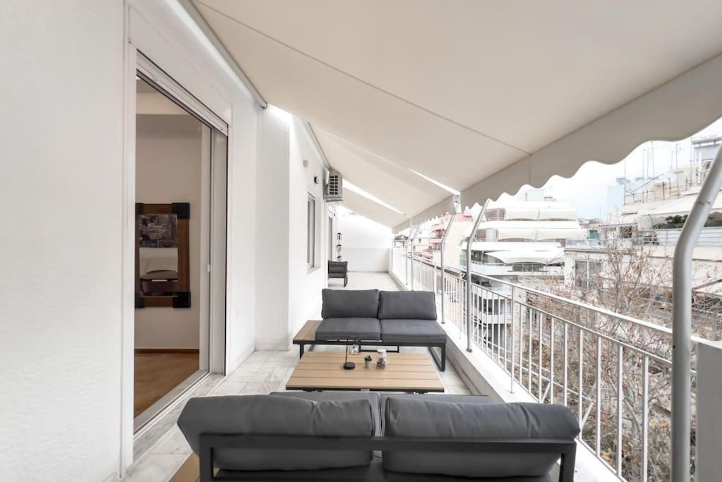 Spacious Penthouse Near Downtown Athén Kültér fotó