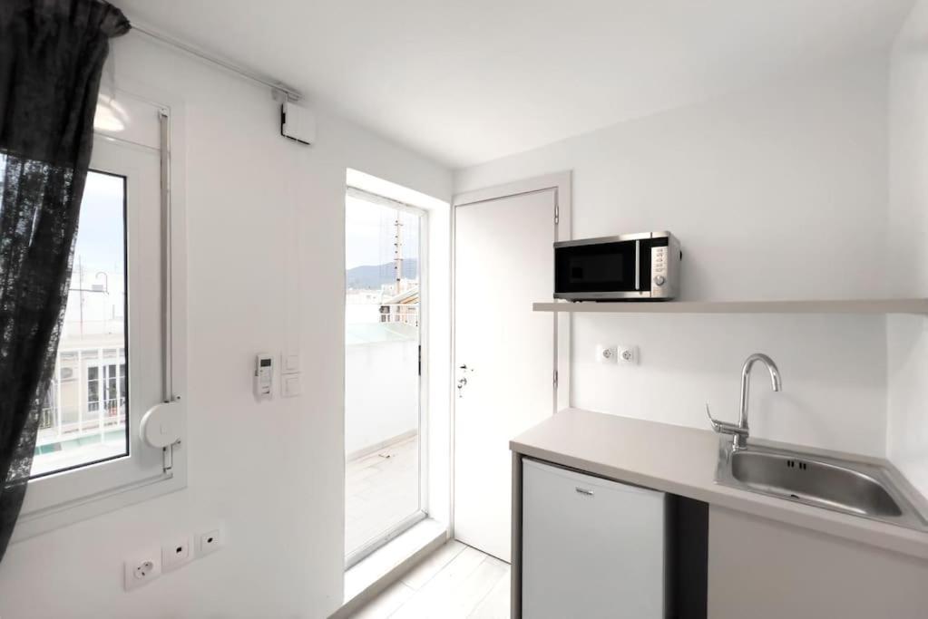 Spacious Penthouse Near Downtown Athén Kültér fotó