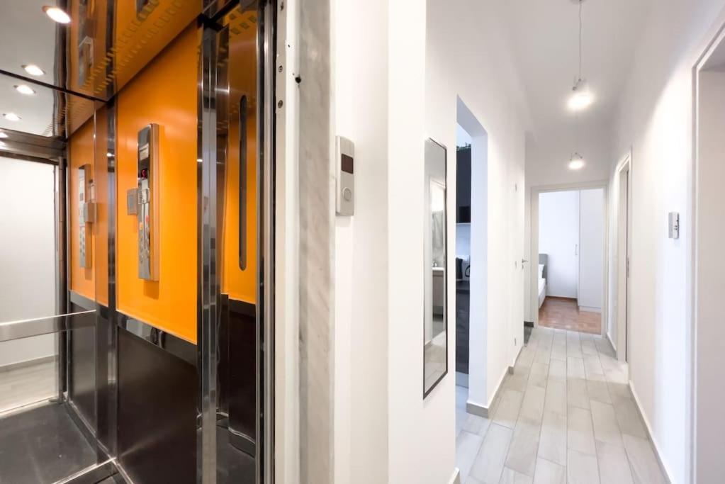 Spacious Penthouse Near Downtown Athén Kültér fotó